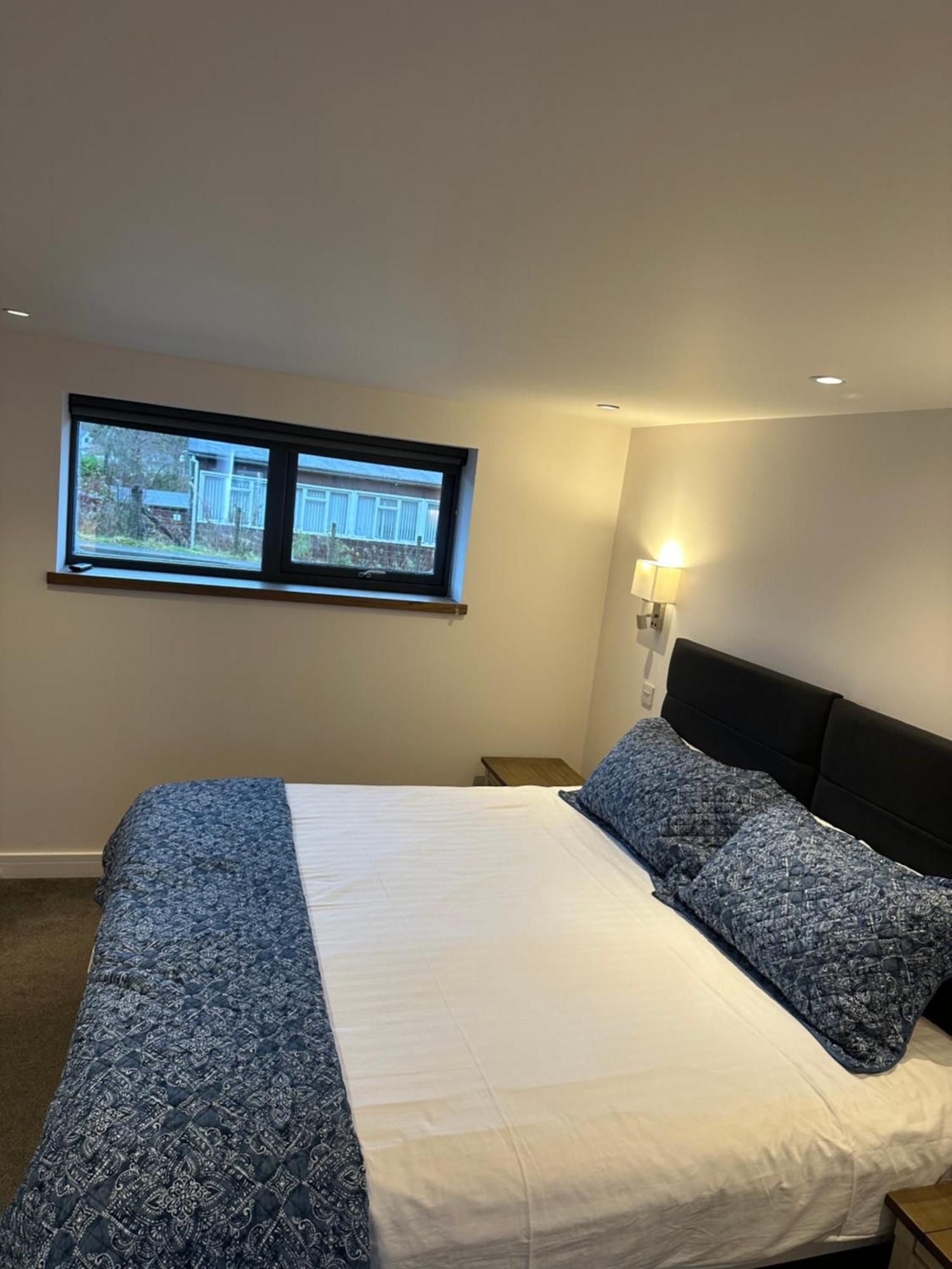 Skyelander Apartments Портрі Екстер'єр фото