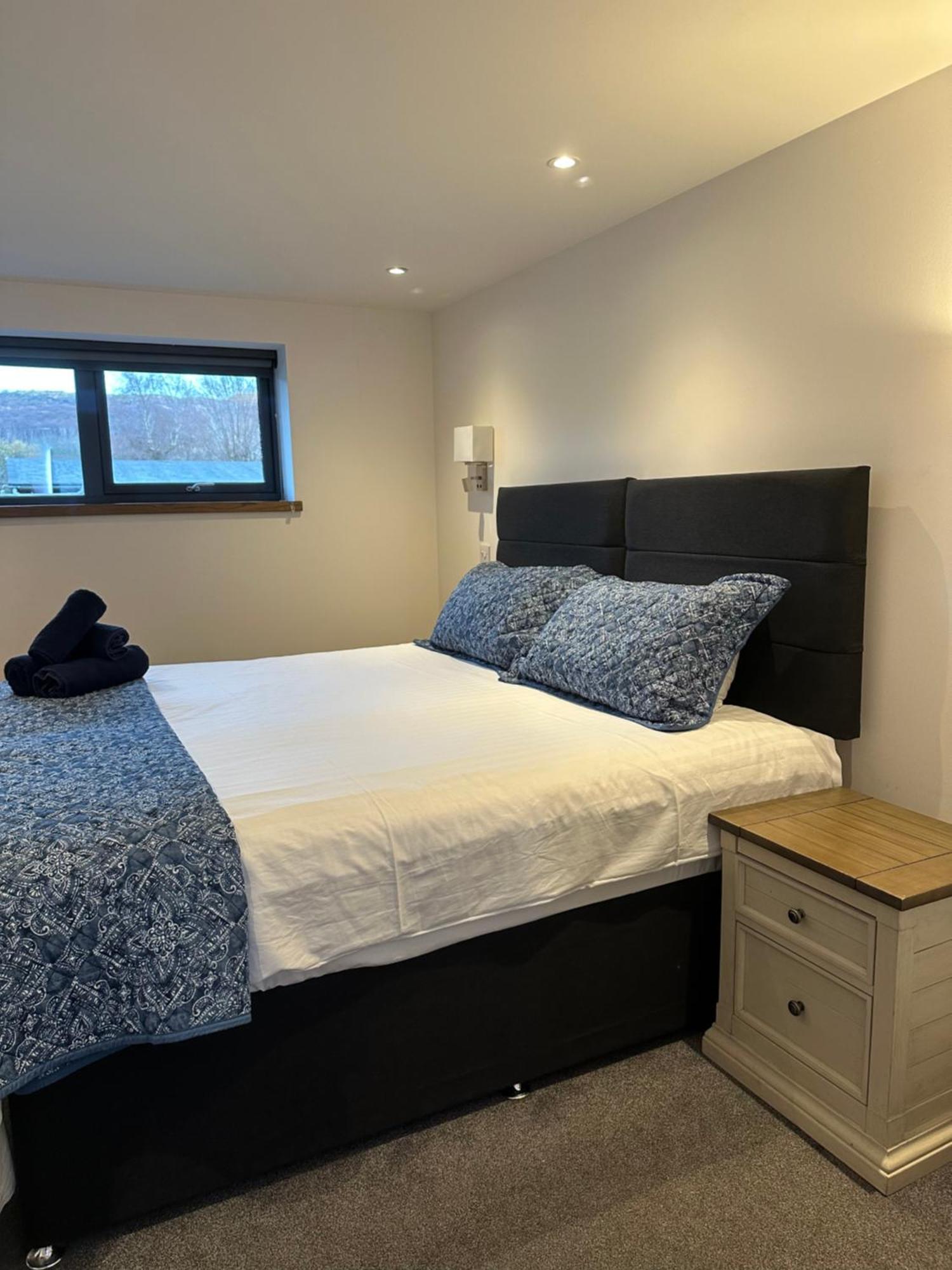 Skyelander Apartments Портрі Екстер'єр фото