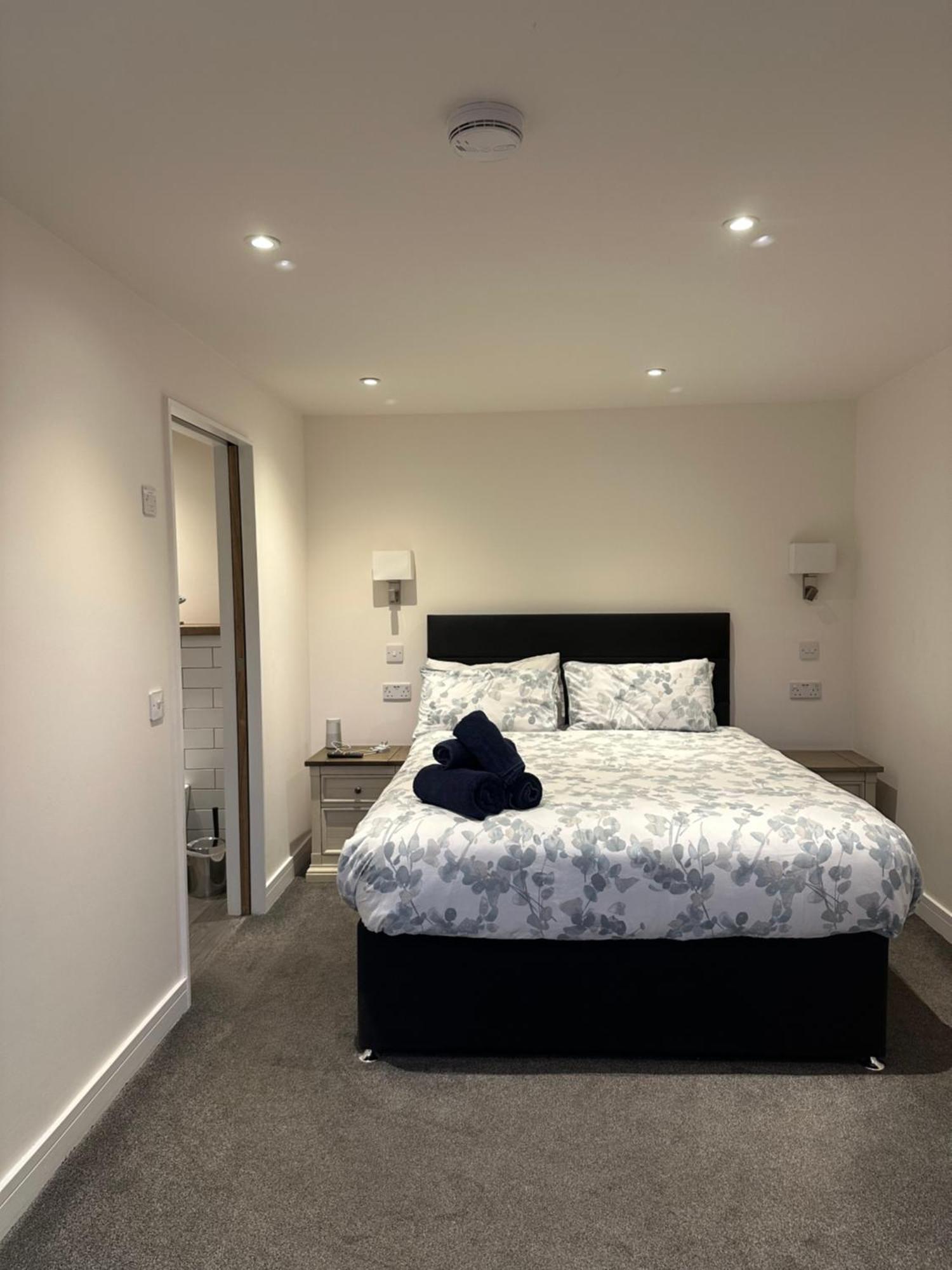 Skyelander Apartments Портрі Екстер'єр фото
