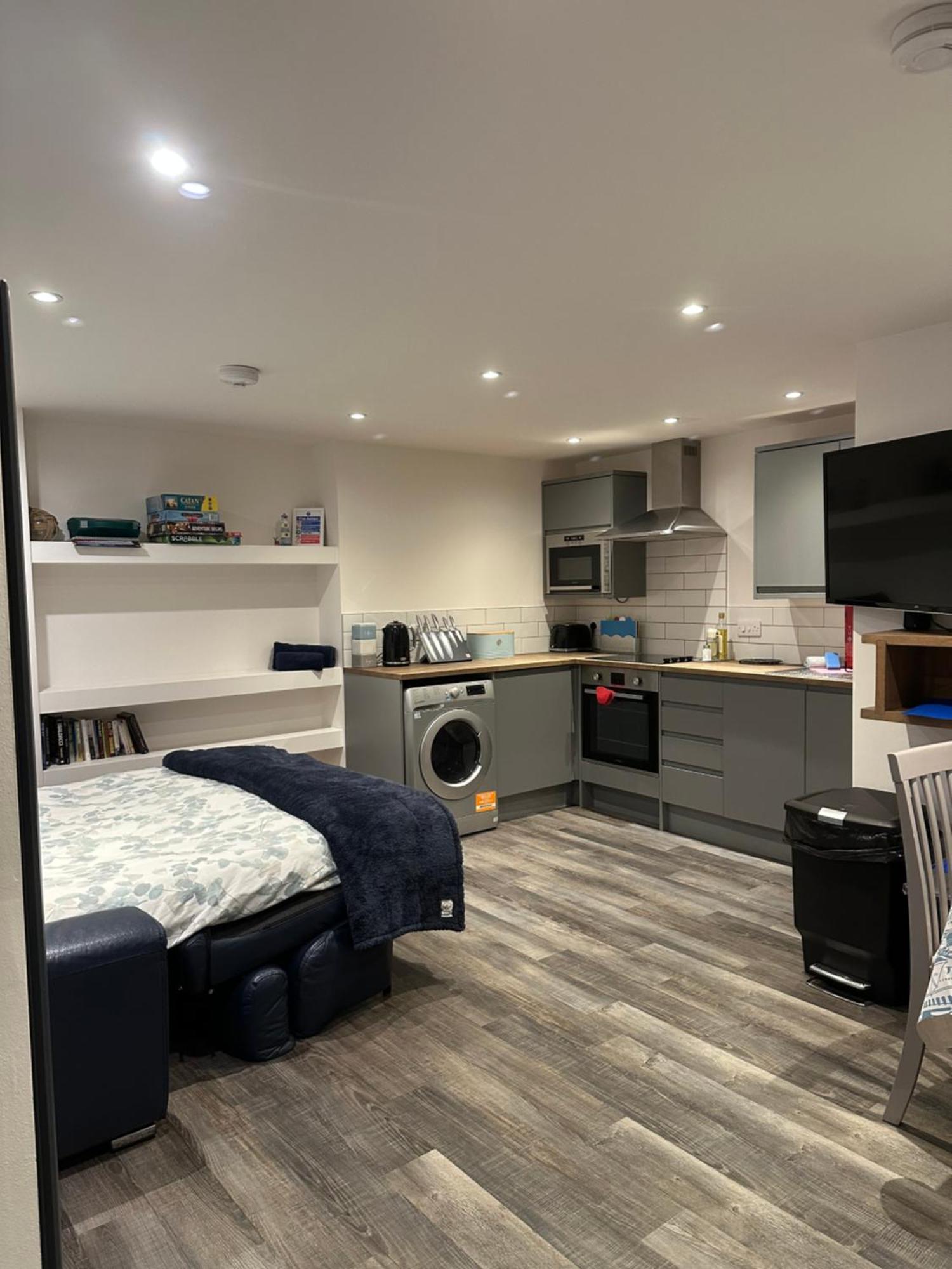 Skyelander Apartments Портрі Екстер'єр фото