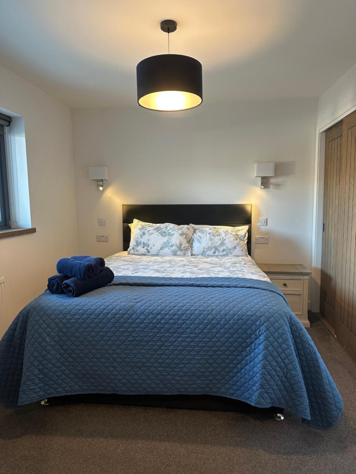 Skyelander Apartments Портрі Екстер'єр фото