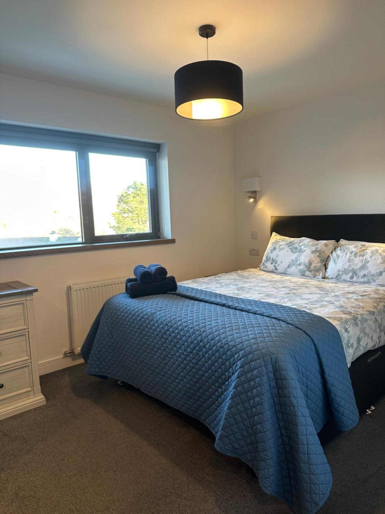 Skyelander Apartments Портрі Екстер'єр фото