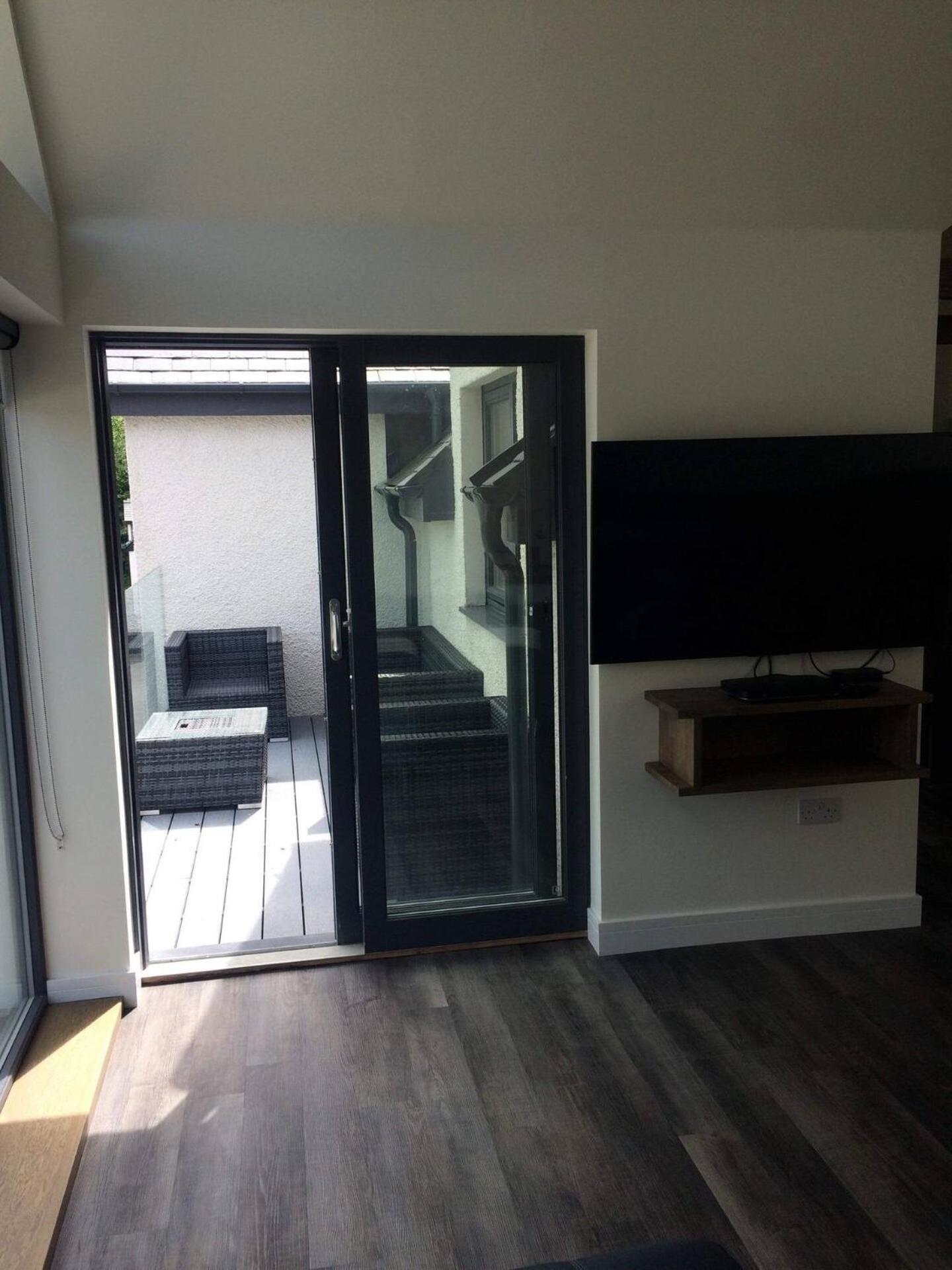 Skyelander Apartments Портрі Екстер'єр фото