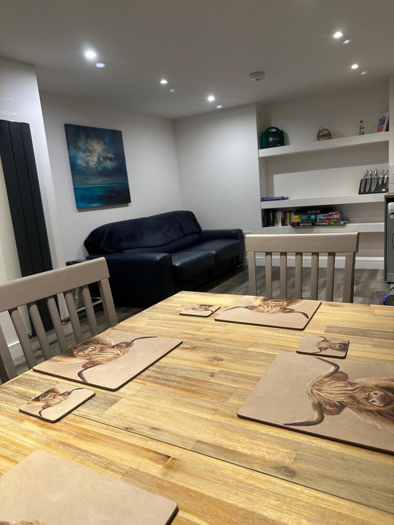 Skyelander Apartments Портрі Екстер'єр фото