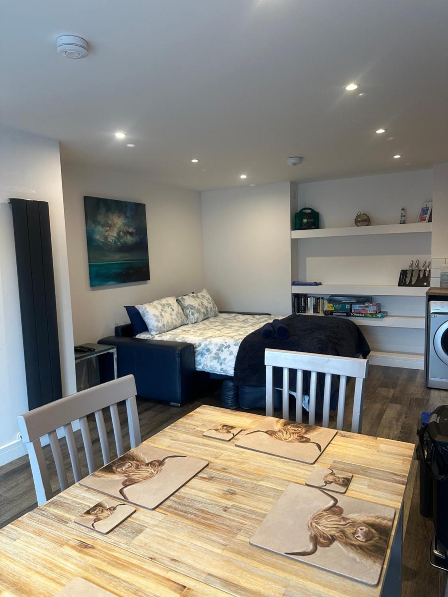 Skyelander Apartments Портрі Екстер'єр фото